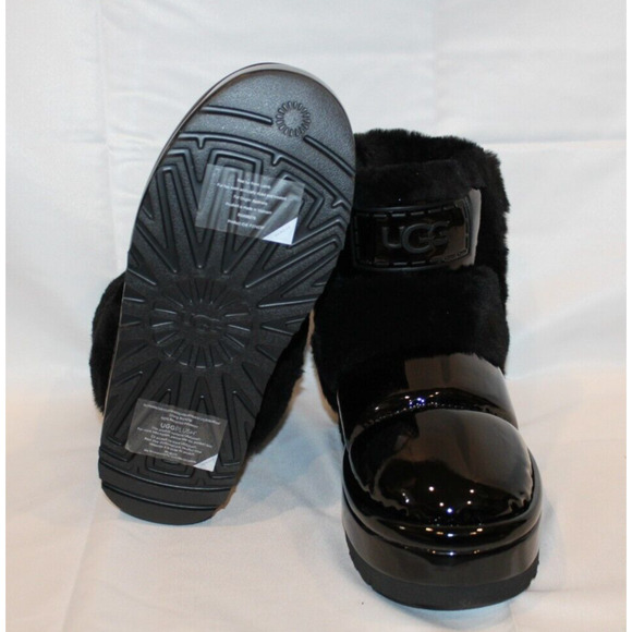 UGG CLASSIC CHILLAPEAK SHINE BLACK SPILL SEAM PLATFORM BOOTS - Picture 10 of 10